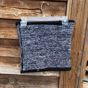 IVIVVA by Lululemon scarf